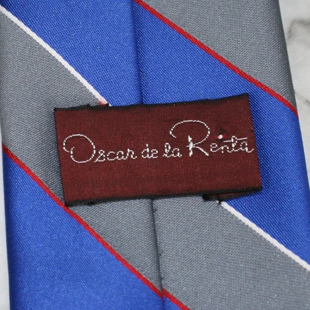 VINTAGE OSCAR DE LA RENTA Neck Tie Classic Stripe Blue Gray Silk Blend Necktie